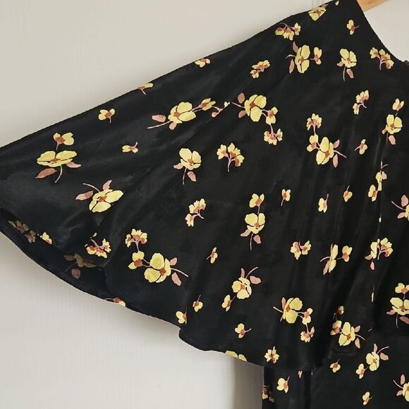 Zara Black and Yellow Flutter Sleeve Sundress - Picture 6 of 16